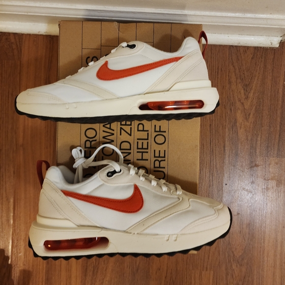 Nike Air Max Dawn sz 6 - Picture 2 of 6